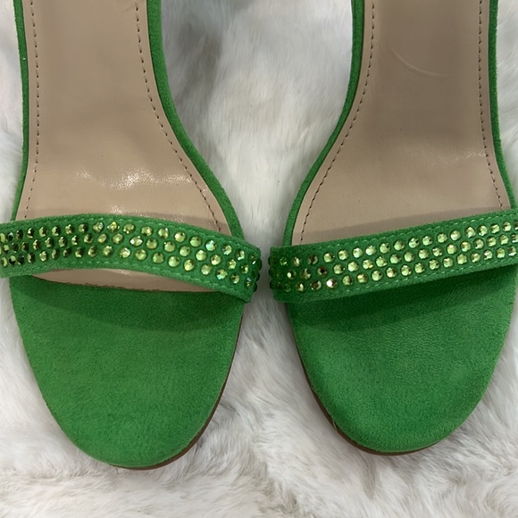 New Marc Fisher Betila Rhinestone Embellished Green Slingback Sandal Heels - Picture 3 of 12